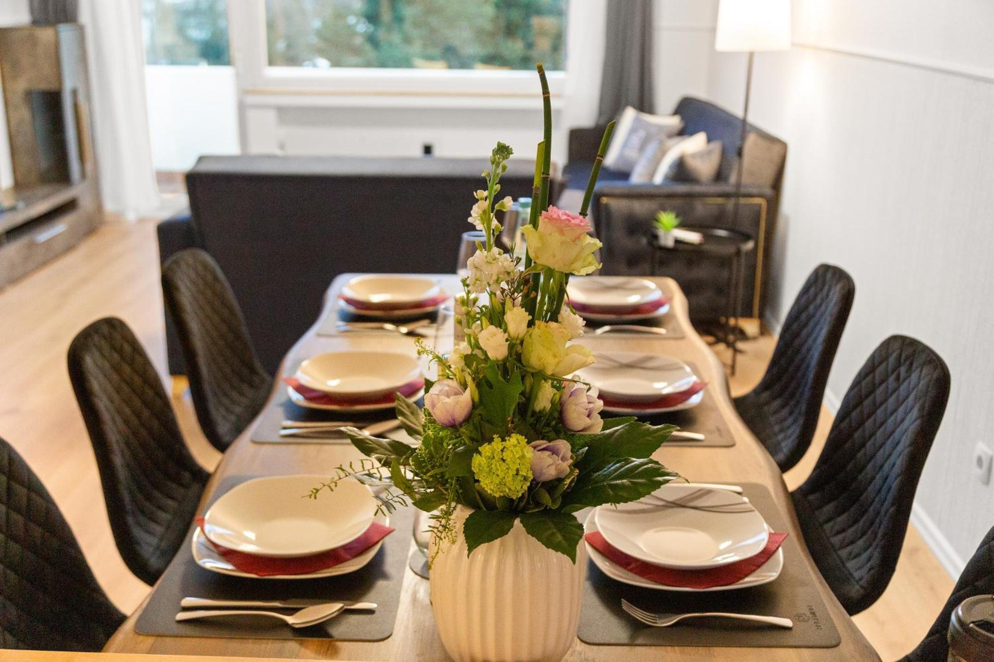 Vinful: Premium-Apartment Mit Balkon Und Parkplatz มึลไฮม์ อันแดร์ รัวร์ ภายนอก รูปภาพ